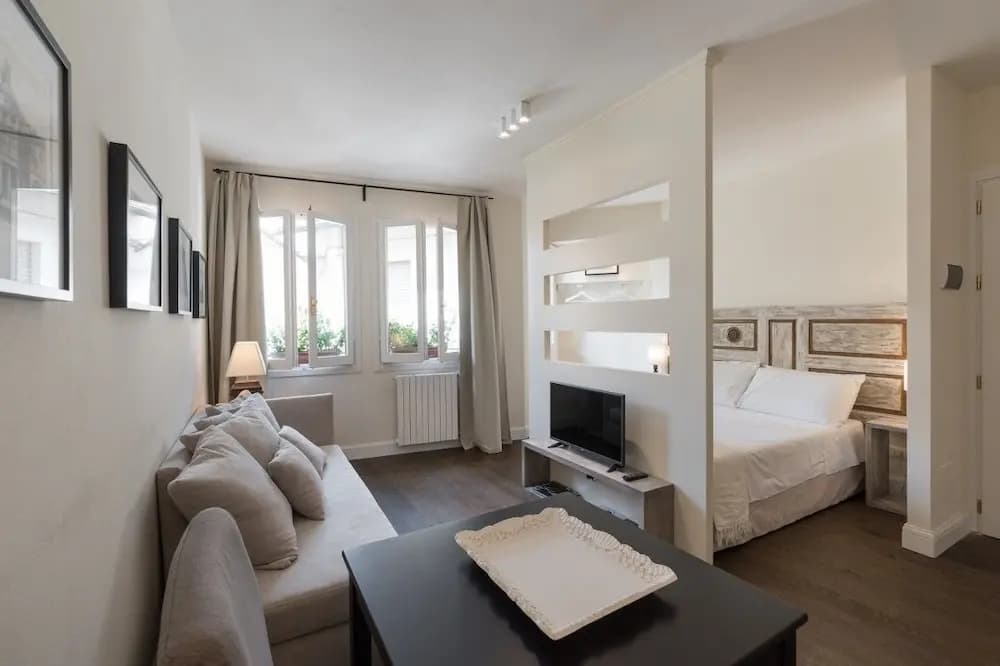 Suite & View - photo 1