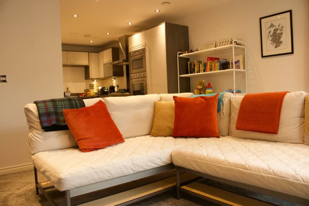 2 Bedroom Flat In Broughton Area - main photo