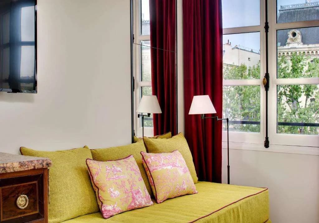 Hotel Les Rives De Notre Dame - photo 25