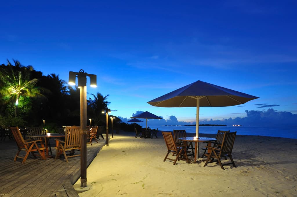 Holiday Island Resort & Spa - photo 5