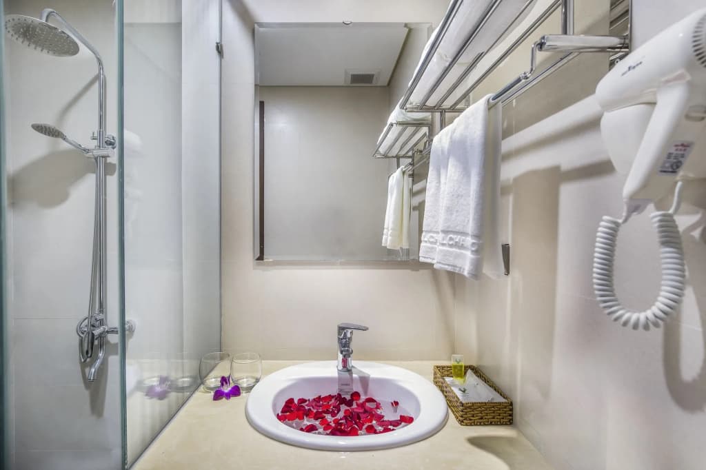 Royal Charm Hotel - photo 11