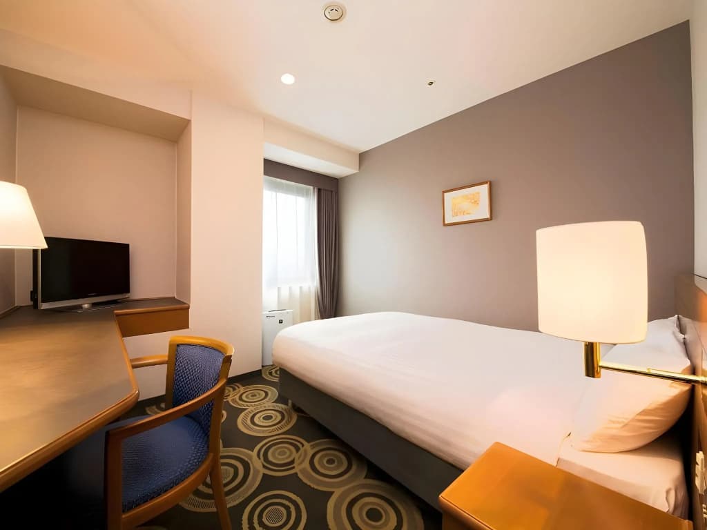 Jr-East Hotel Mets Tabata - photo 27