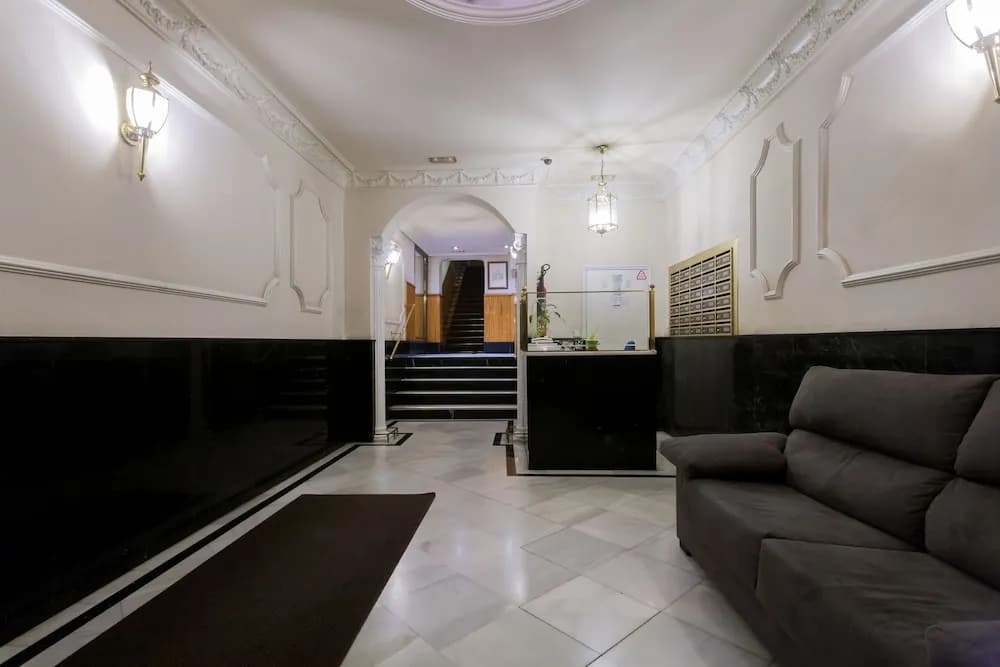Dobo Rooms Plaza Mayor Exclusive - photo 12