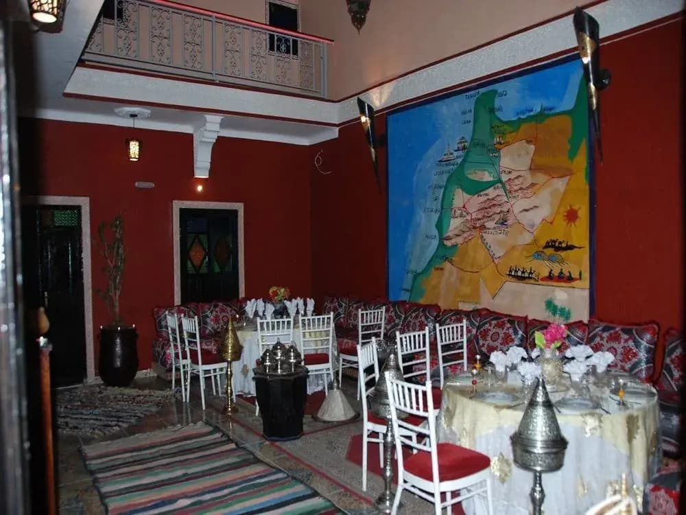 Red Castle Hostel - Backpacker - photo 13
