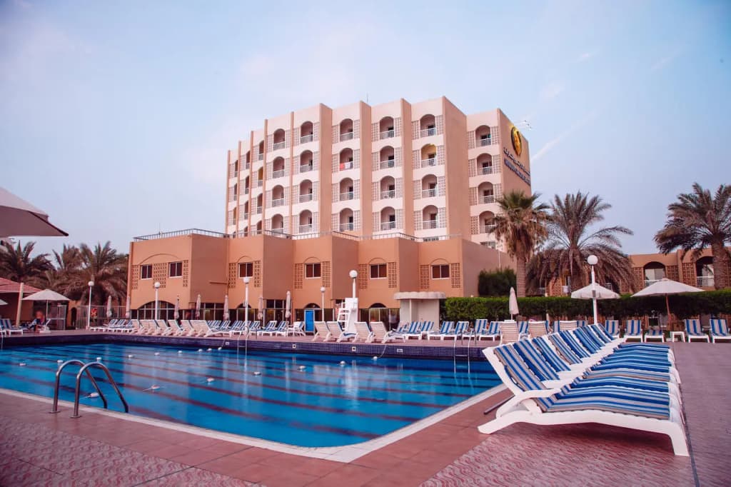 Sharjah Carlton Hotel - photo 13