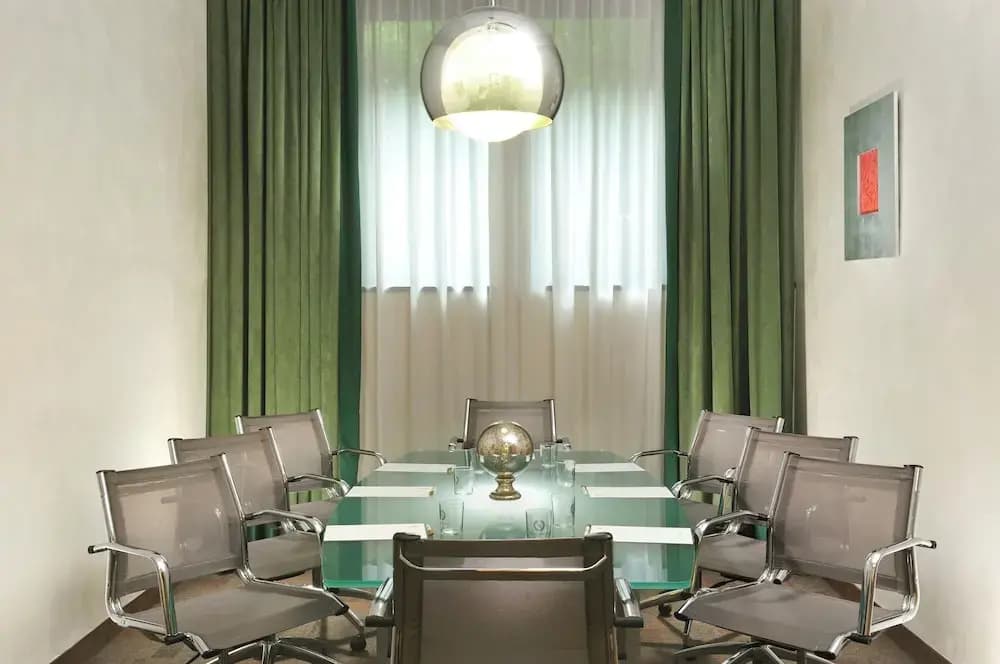 FH55 Med Executive Hotel - photo 15