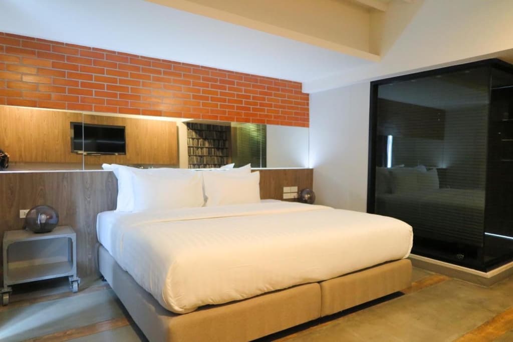 V20boutique Jacuzzi Hotel - photo 50