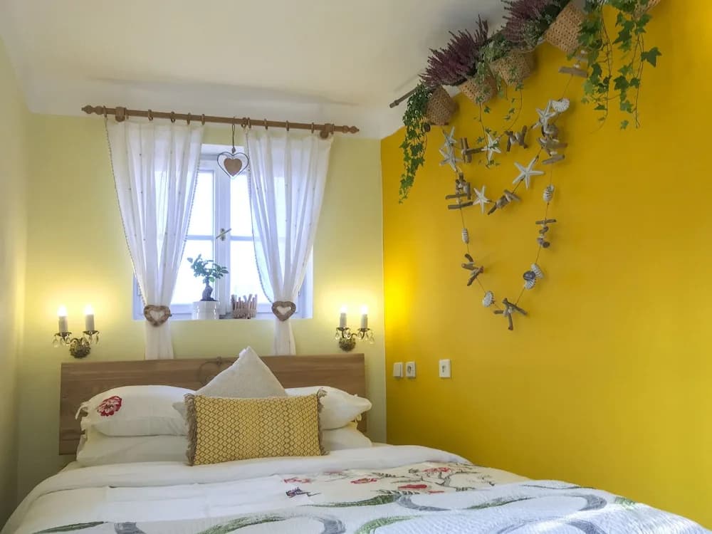 Karlova 7 Apartments - photo 2