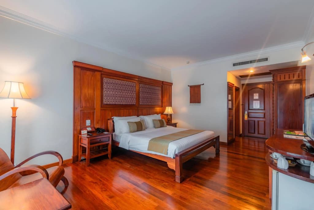 Empress Angkor Resort & Spa - photo 6