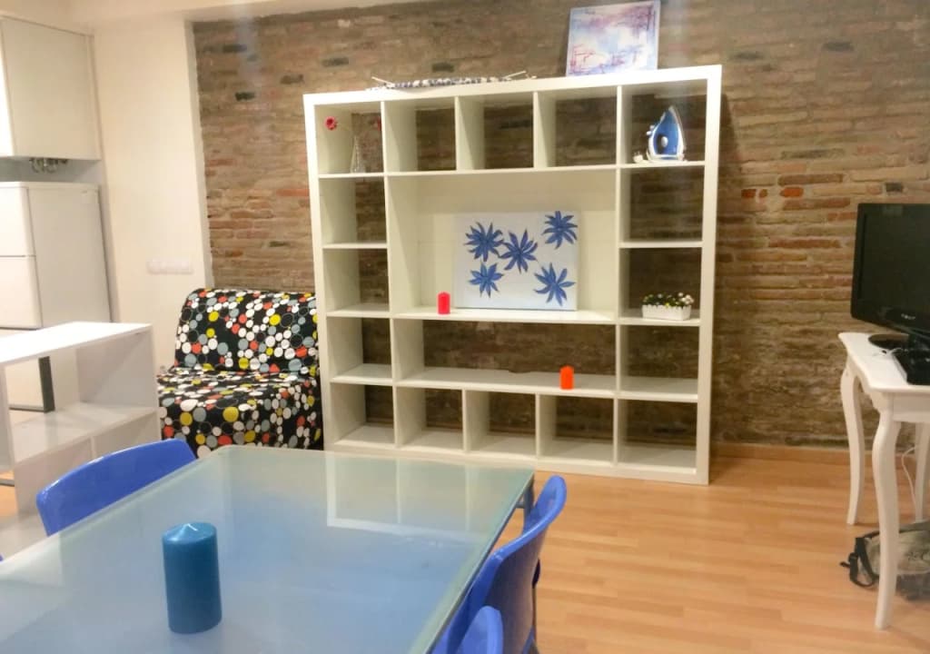 Barcelona City Apartment - photo 17