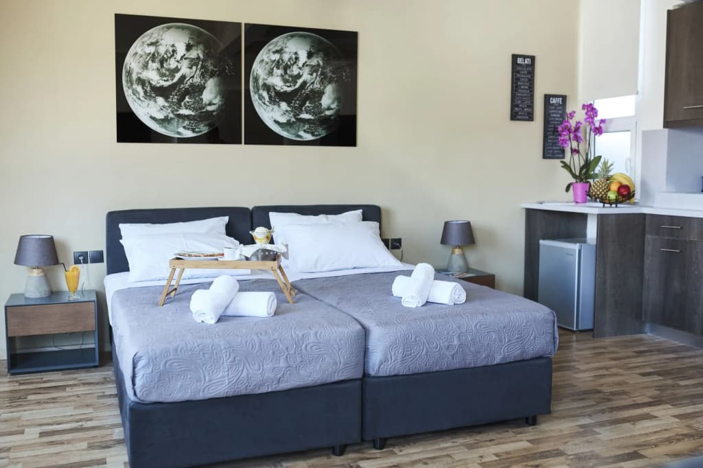 The Athens Version Luxury Suites - photo 5