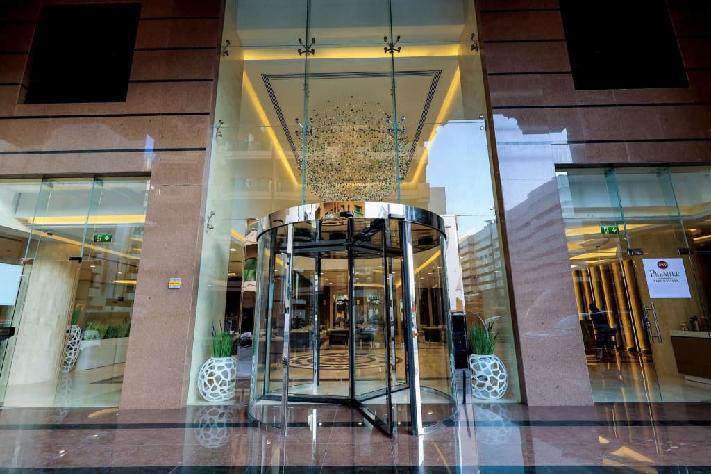 Best Western Premier M Four Hotel - photo 2
