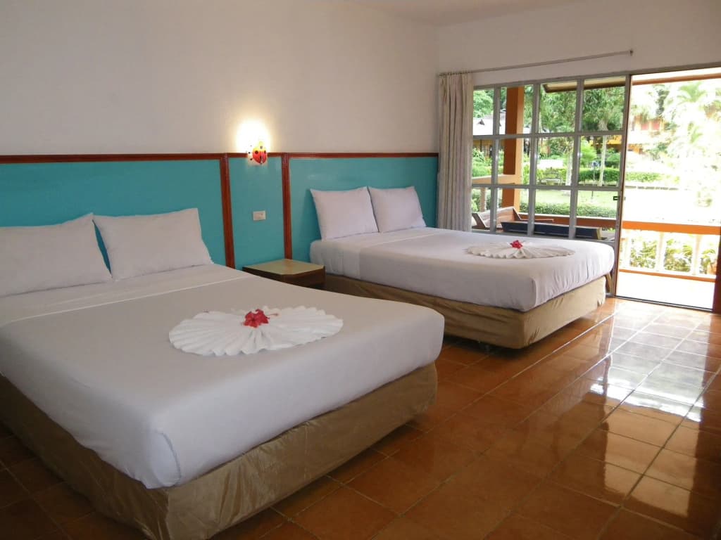 Diamond Cave Resort - photo 2