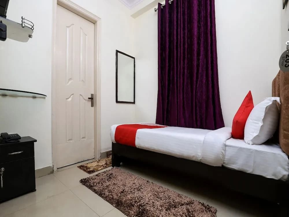 OYO 24436 Ramji 7 Grand - photo 5