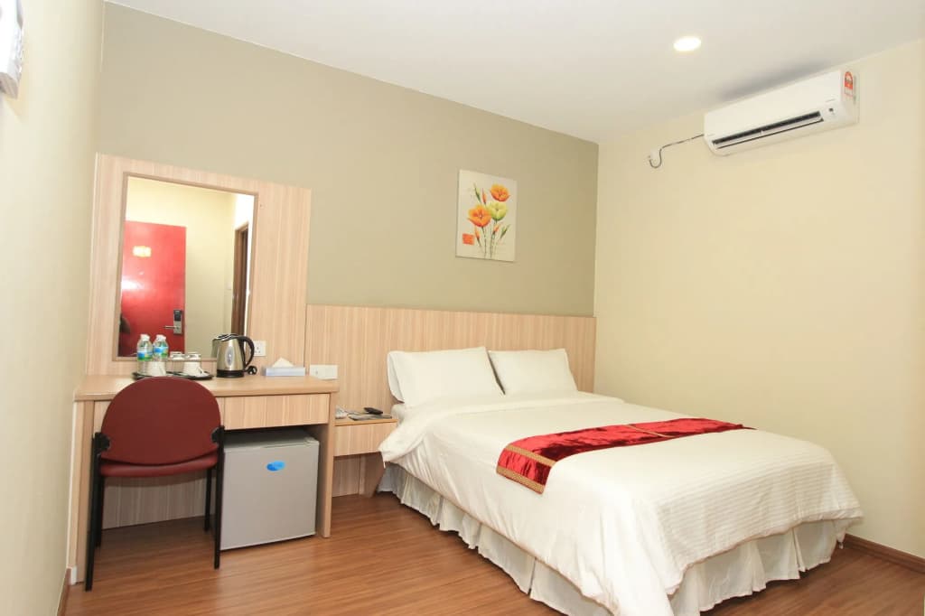 Veer Hotel - photo 4