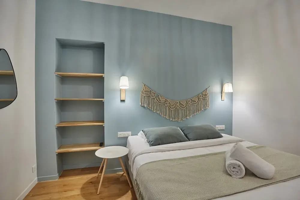 Apartment Located in the Center of Paris - photo 3