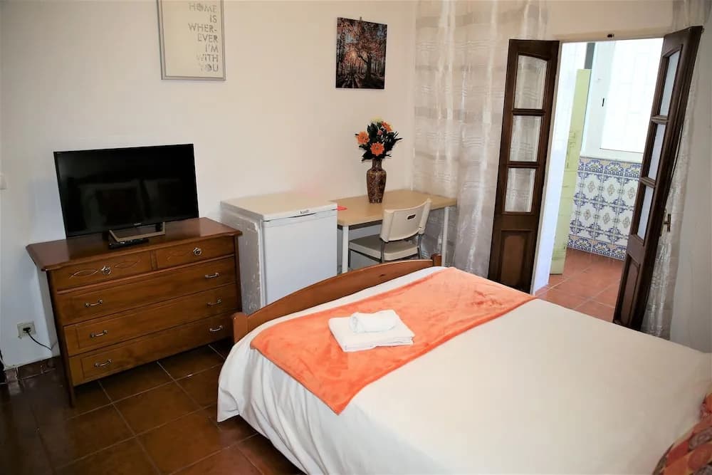 Aej Guest House - photo 3