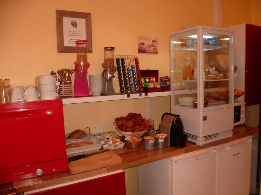 Hotel Victor Hugo - photo 11