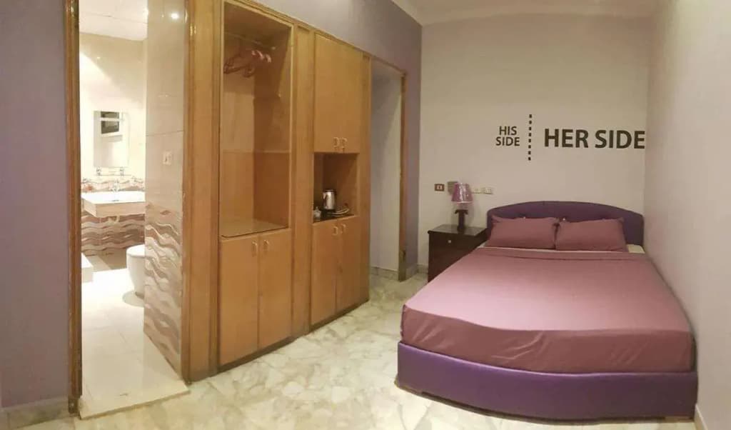 Tahrir Square Hostel - photo 10