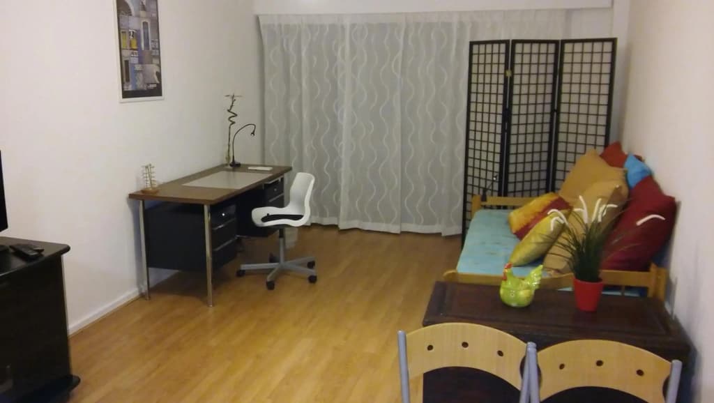 Zen Newton Apartment - photo 2