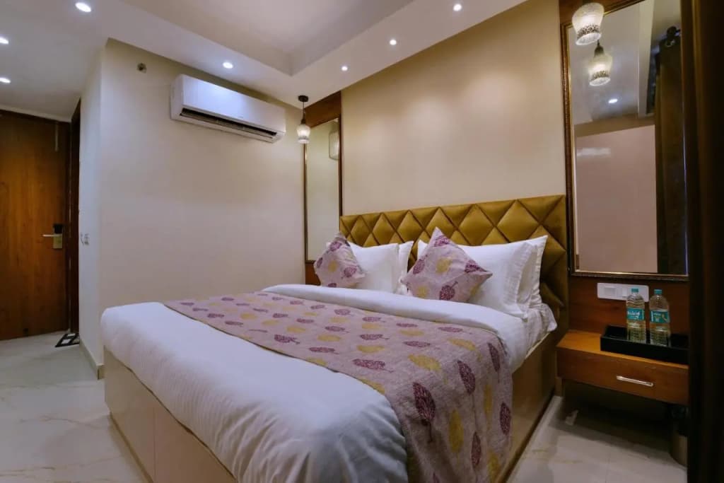 Hotel Leo Saffron - photo 10