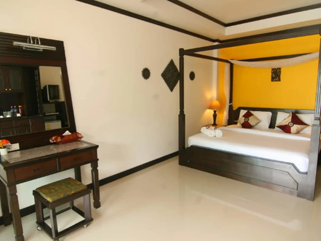 Sand Sea Beach Resort - photo 5