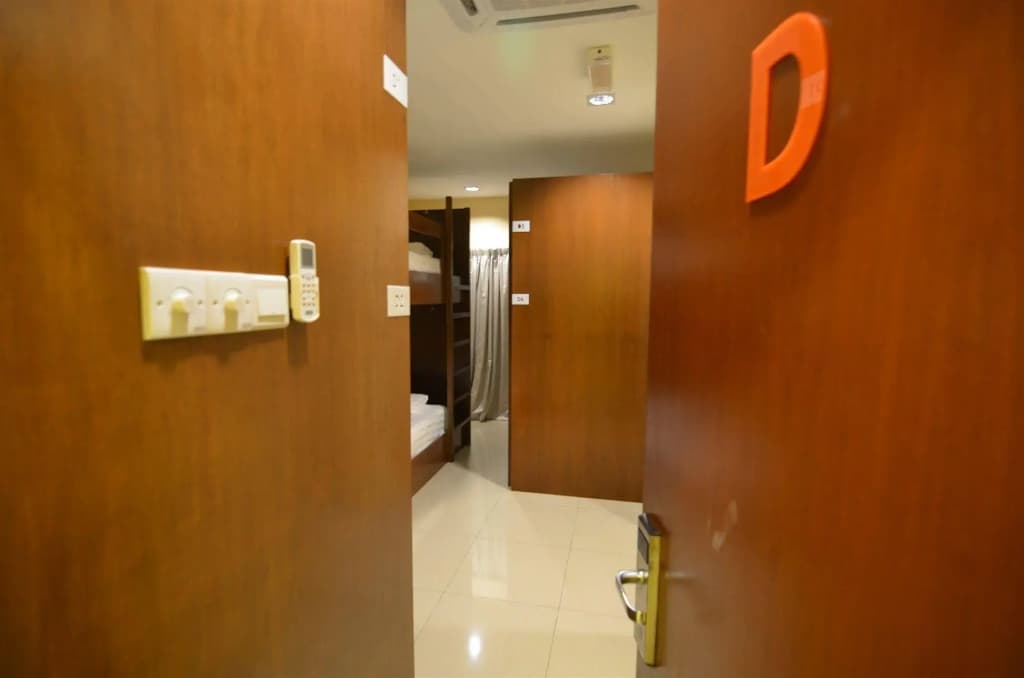Sri Packers Hotel - KLIA - photo 12