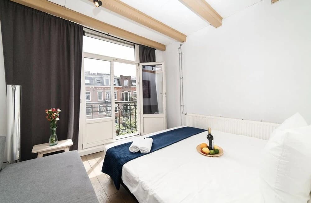 Zeeburg Flower Apartment - photo 3