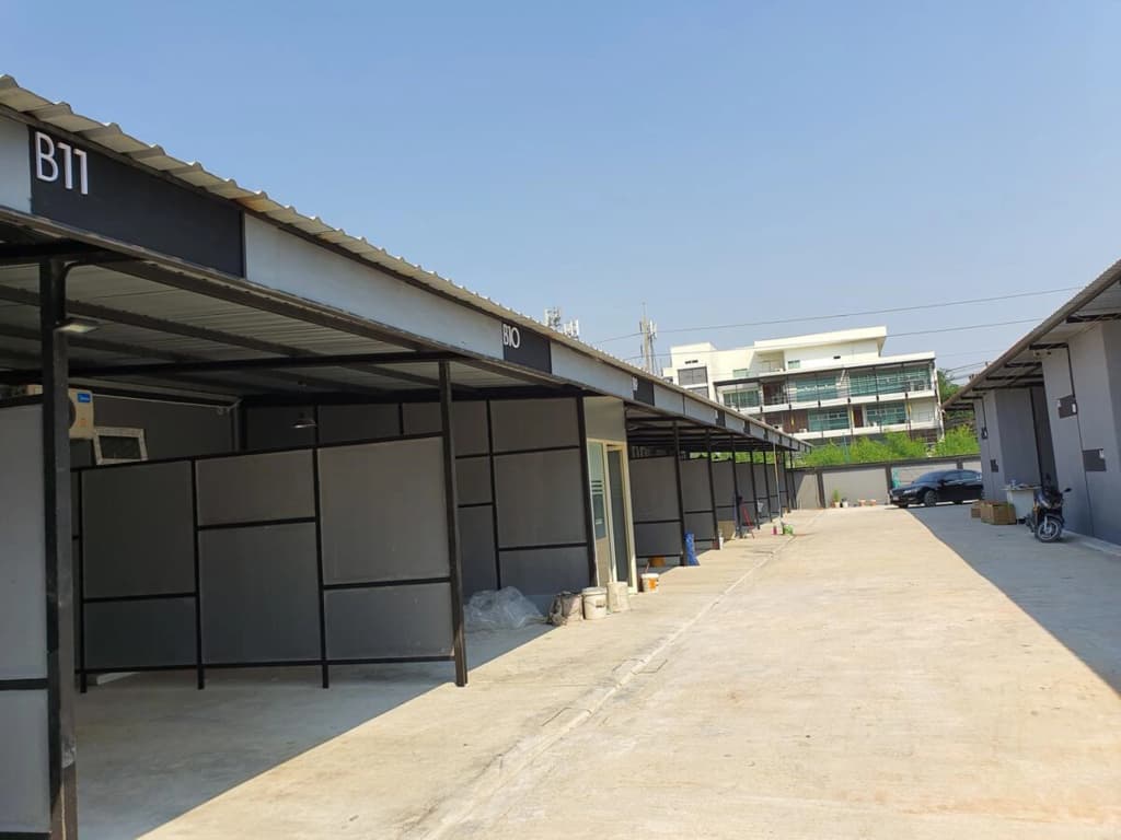 J65 Resort - photo 10