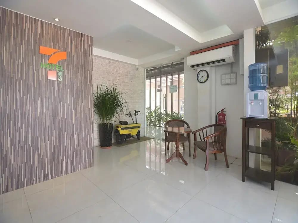 Oyo 44052 Seven Hotel - photo 12
