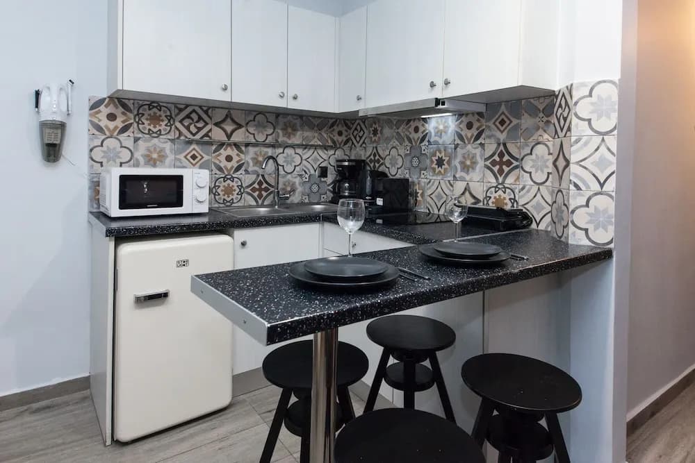 Metaxourgio 2 Bd Gem for Urban Explorers - photo 15