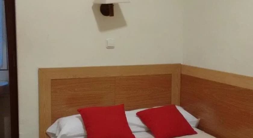 Hostal Aliste - photo 5