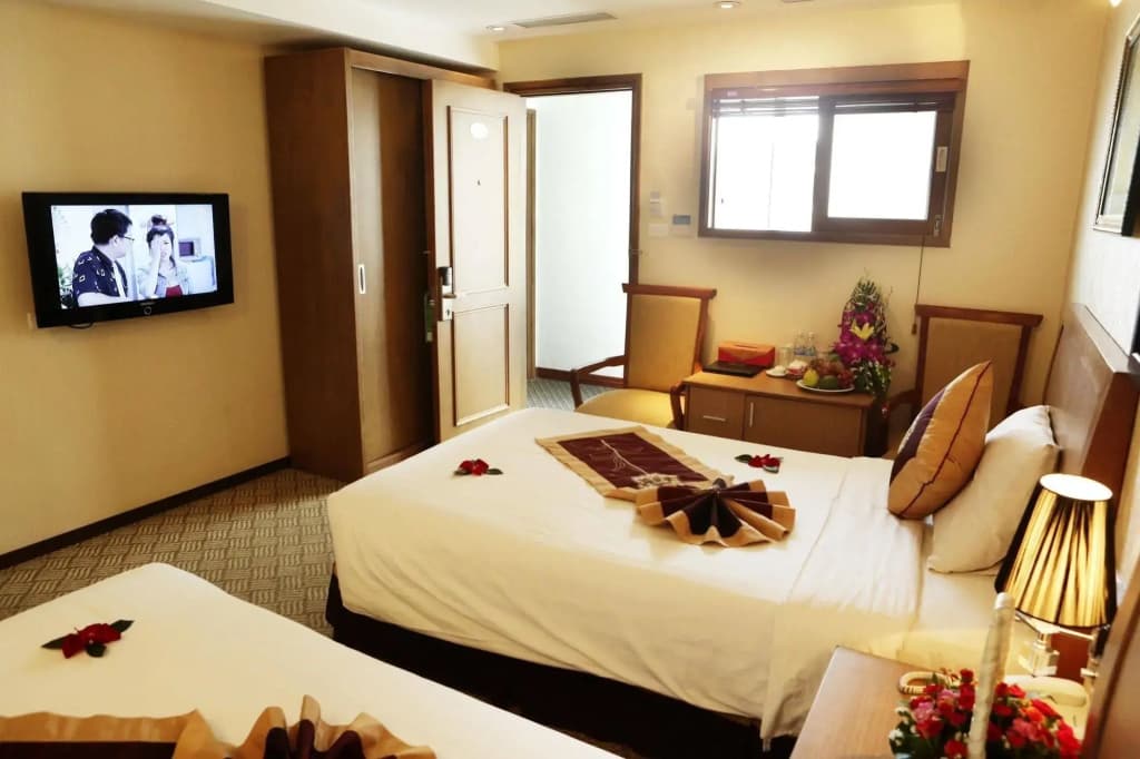 Lenid De Ho Guom Hotel - photo 7