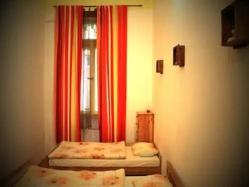 Downtown Hostel - photo 7