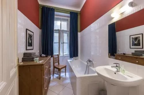 Liliova Apartments - photo 8
