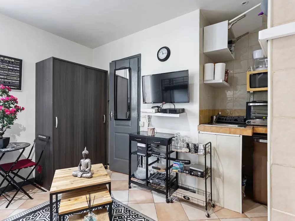 Simplistic Apartment in Nice With Beach Nearby - photo 14