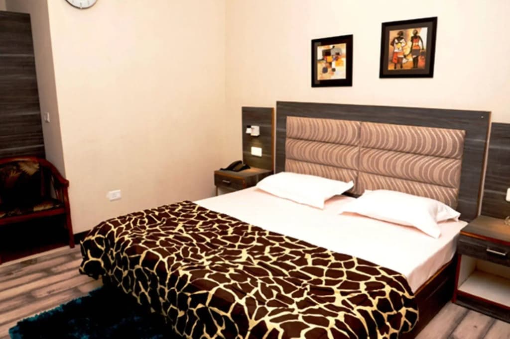 Hotel Metro Tower - photo 7