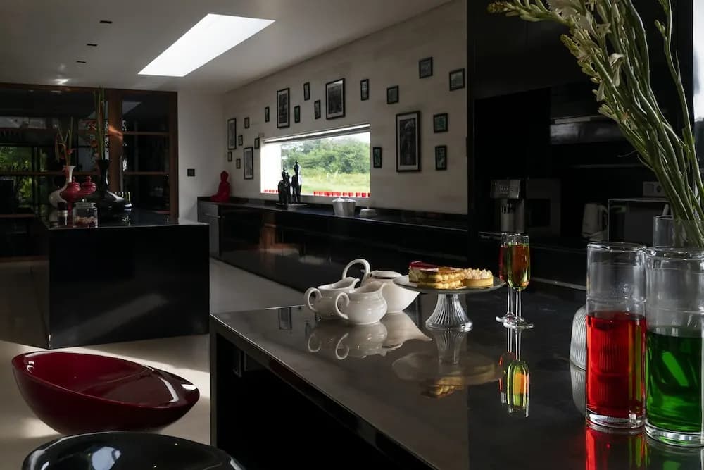 SuperNova Private Boutique Retreat Villa - photo 11