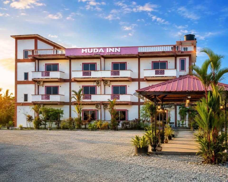 Huda Inn - photo 21