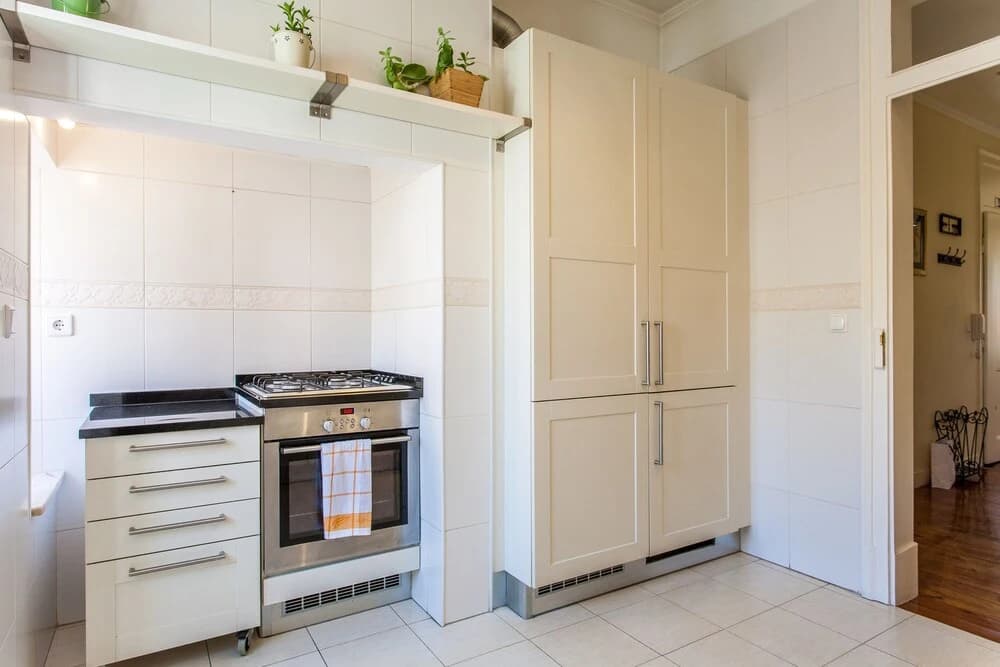 ALTIDO Fantastic 3BR Apt w/ City Views & Workspace in Principe Real - photo 18