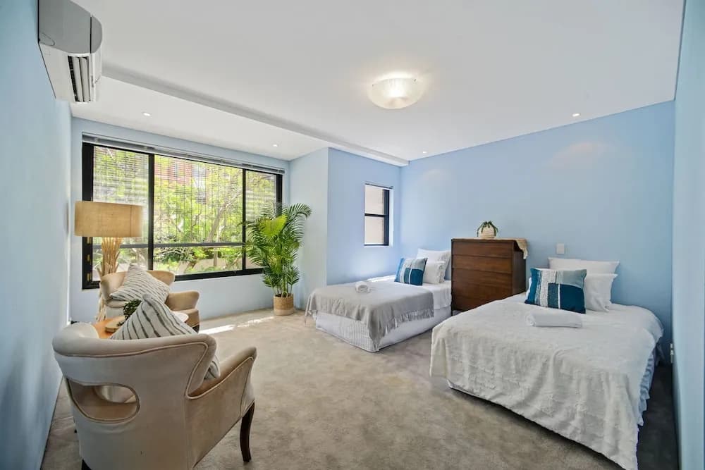 Terrace Living in the Heart of Sydney - photo 2
