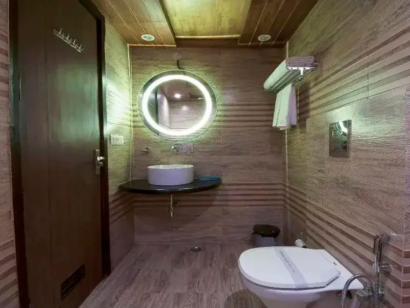 iLodge  Main Bazaar - photo 10