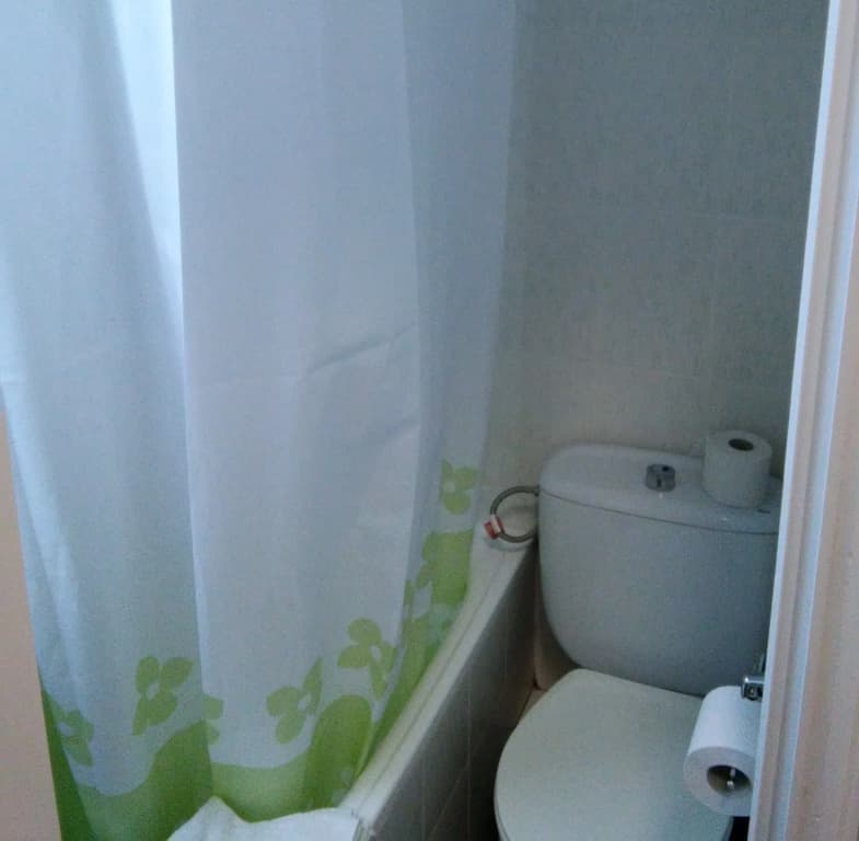 Hostal Lesseps - photo 8