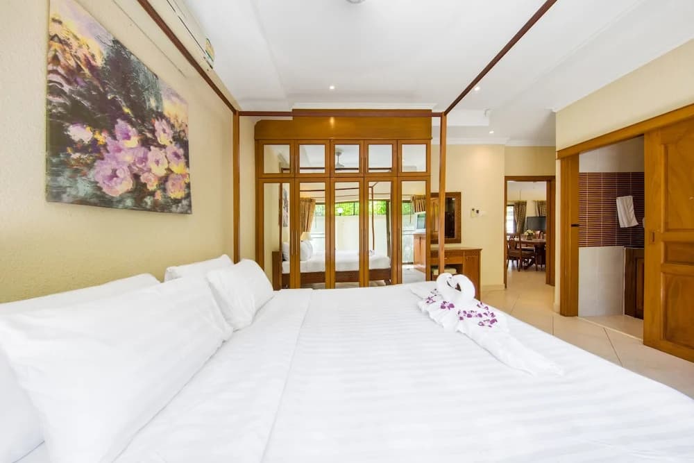 Adare Pool Villa Pattaya - photo 4