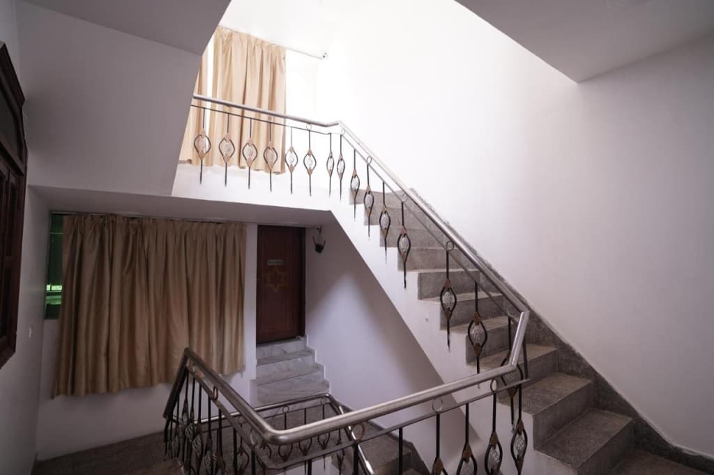 Hotel Lecston inn - photo 10