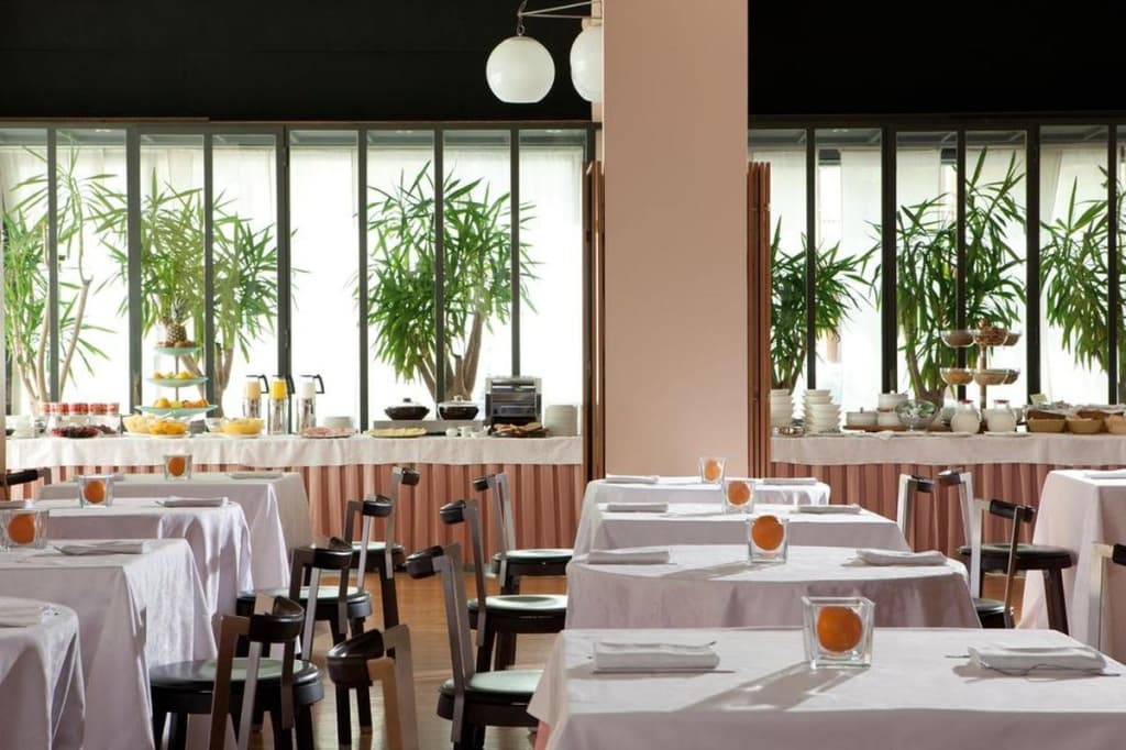 Hotel Raffaello - photo 17