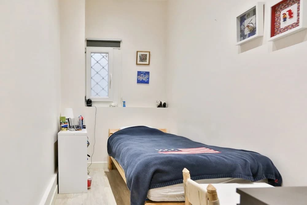 Secret Villiers I Stylish 2 Bed Apt in Villiers - photo 30