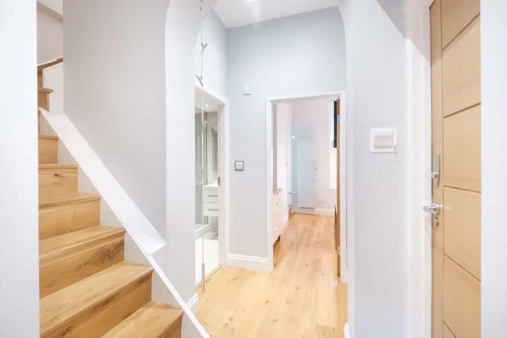 King's Cross Private Duplex - photo 12