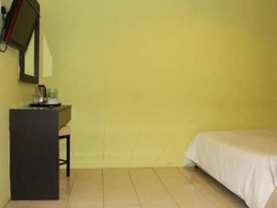 YH Hotel - photo 6