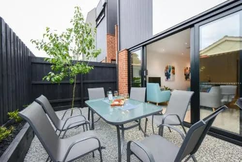 BOUTIQUE STAYS - Murrumbeena Place 2 - photo 10